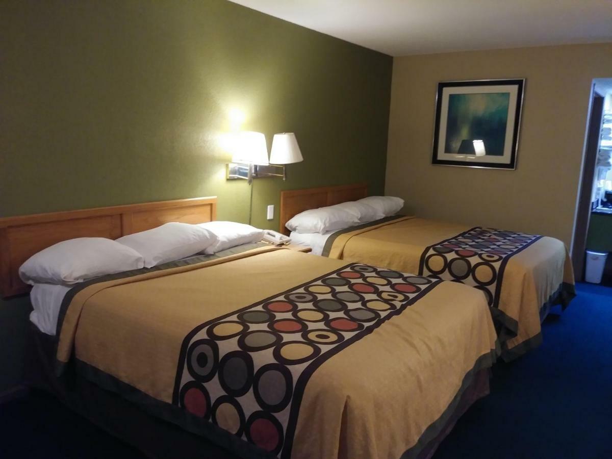 Butler Budgetel Inn & Suites מראה חיצוני תמונה